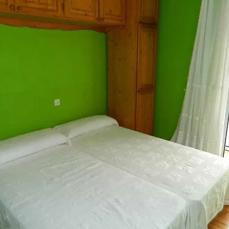 Antia - Casita De Piedra En Larino